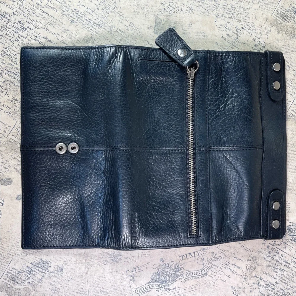 Fossil Black Leather Trifold Wallet Organizer Snap Closure Multi Compartment